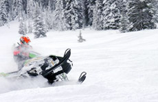 experienced snowmobile tours
